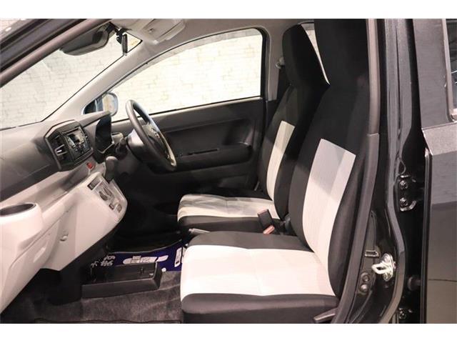 体格に合わせてシートの位置をきめ細かく調節できるので、いつでも最適な運転姿勢をキープ。操作も軽く、ラクラクです