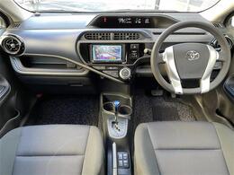 左斜前の写真になります。車は店舗に展示しております。毎に綺麗に洗車しております。お客様いつご来店いただいても問題ない状態です。是非、ご来店お待ちしております！まずは、お客様の目でご確認ください！