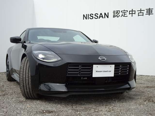 LEDヘッドライト。ハイビームアシスト・ヘッドランプをハイビームにして走行中、前方の対向車や先行車がいたり、明るい場所を走行すると自動でロービームになります。