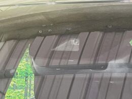 【トヨタセーフティセンス】走行中に前方の車両等を認識し、衝突しそうな時は警報とブレーキで衝突回避と被害軽減をアシスト。より安全にドライブをお楽しみいただけます。