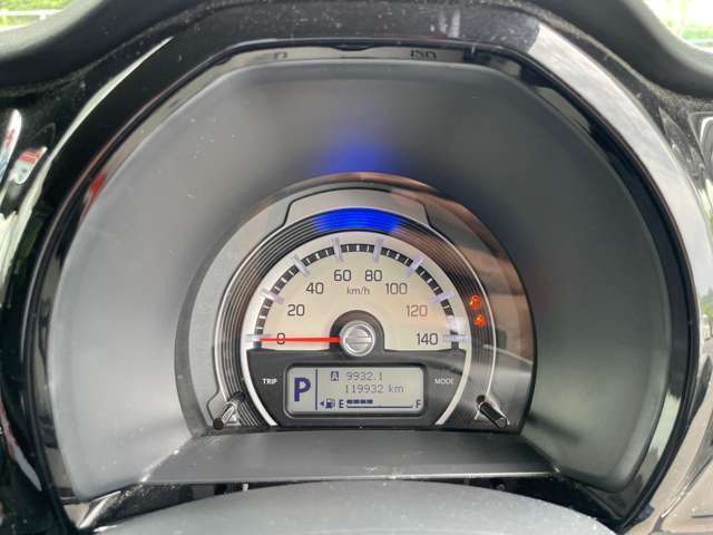 お買得車を中心に幅広く車種取り揃えています。工場も完備していますので、アフターサービスもバッチリです！お気軽にお立寄り下さい！
