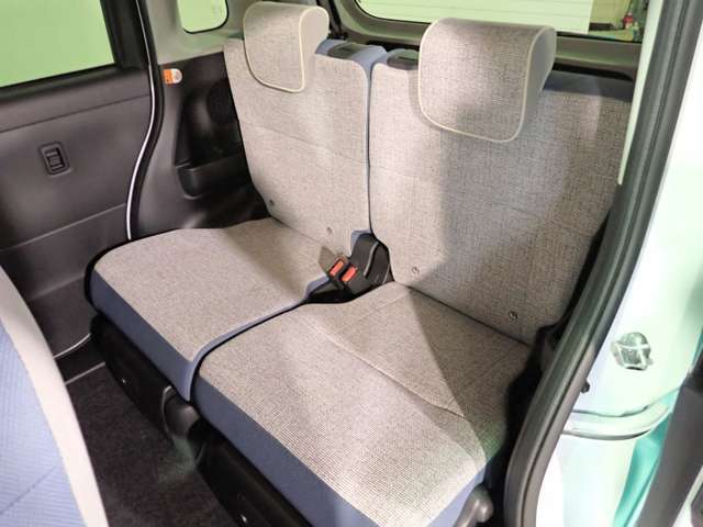 ◆三重県最大級の大型屋内中古車センター♪ヴァーサス鈴鹿店です♪オールジャンルの展示車が盛り沢山です♪在庫の無い車両のオーダーも受け付けます♪電話→059-384-5050までお問合せ下さい◆