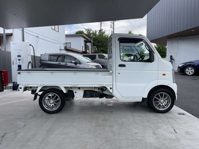 お車を売却していただいたあと、次の車が納車になるまでどうしよう・・・。ご安心ください！最長1ヶ月間代車無料です♪