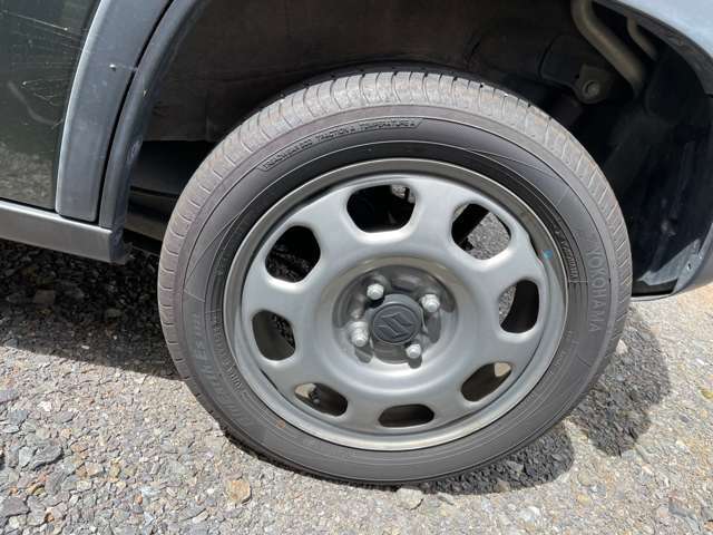 ローンが不安な方でも「今必要な車」「今欲しい車」を選んでいただくことができます！ジャンル豊富な在庫ラインナップ！軽自動車、ミニバン、SUV、セダン、コンパクト、当店展示場で見て比べてください。