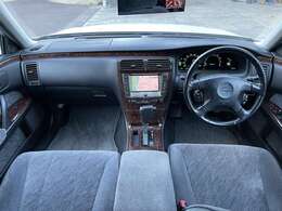 内外装共に良好で目を見張るコンディションの個体です。禁煙車なので嫌なニオイもありません。