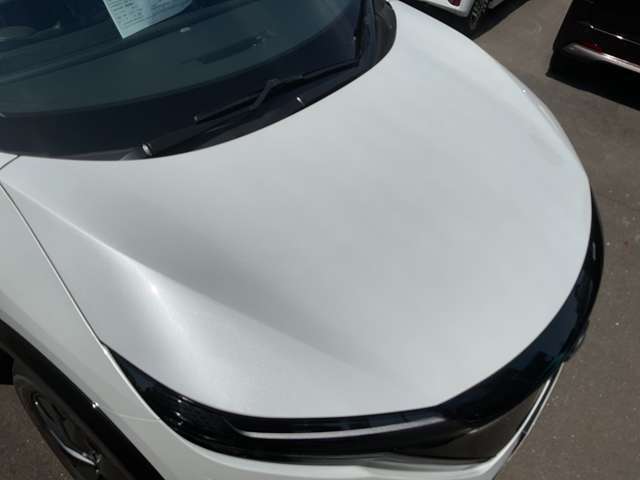 ひょう害車両ボンネットです　現車の確認をお願い致します