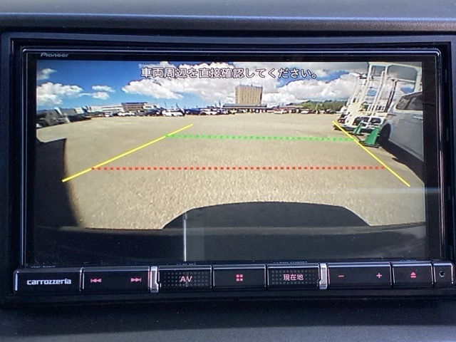バックカメラも装備しております。車庫入れの苦手なお客様、もうご心配いりません。バックカメラがあれば、ぶつける心配無し？！重宝してくれると思いますよ＾＾