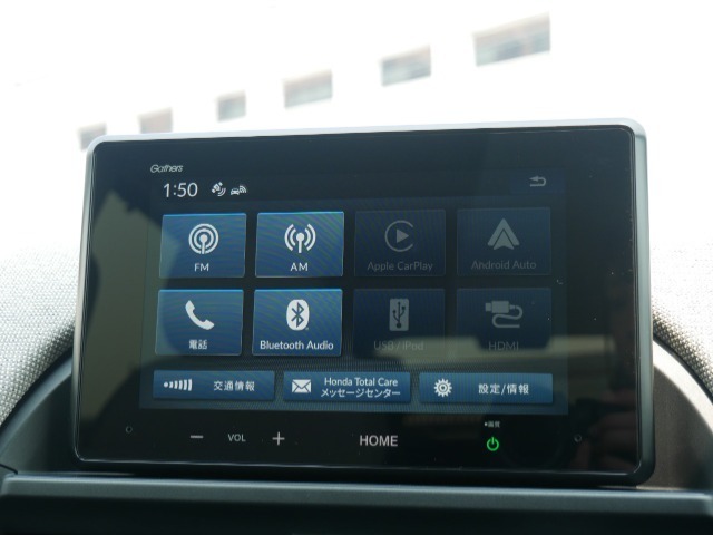 【Bluetooth】Bluetooth対応でスマートフォンとワイヤレス接続！通話や音楽再生などが利用できます。安心・快適なドライブをサポートします。