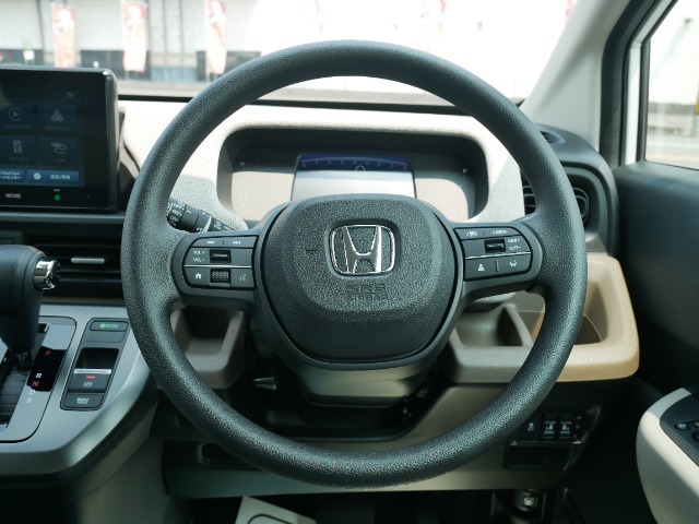 【一物一価】中古車は同車種、グレードであっても1台1台コンデションが違います。お客様のご希望に添える様、お車探しのお手伝いをさせていただきます。