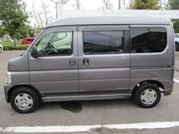 軽自動車からミニバンまで幅広い車種を展示しておりますのでおりますのでお気軽にお立ち寄りください♪