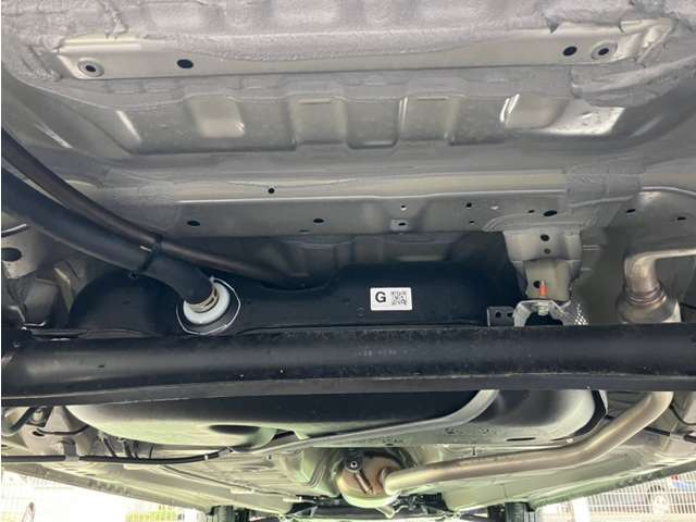 ★当店の中古車は、スズキ1級査定士が一台一台しっかりと、車両状態を確認し車両状態証明書を発行。展示車の状態が一目でわかるように表示しております。