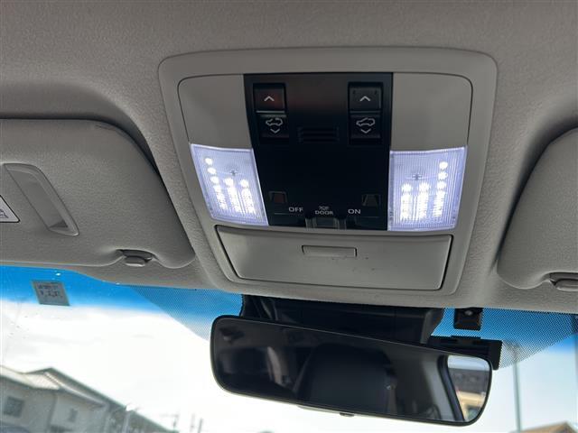 気になる車はすぐにお問い合わせください！右のカーセンサー専用無料ダイヤルから、専門スタッフがお車のご質問にお答えいたします！お問い合わせは【無料通話】TEL:0078-6002-098157でお待ちしております。
