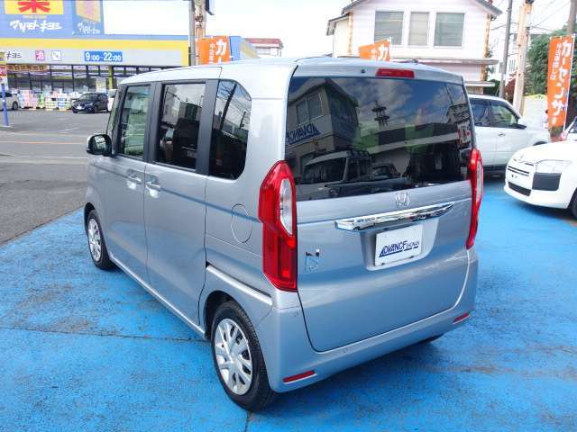 実際に車を見てみると『想像と違った』という事は少なくありません。当店なら軽自動車からコンパクト、ミニバン、セダンと幅広くご用意しておりますので、ライフスタイルにぴったりの1台を見つけてください。