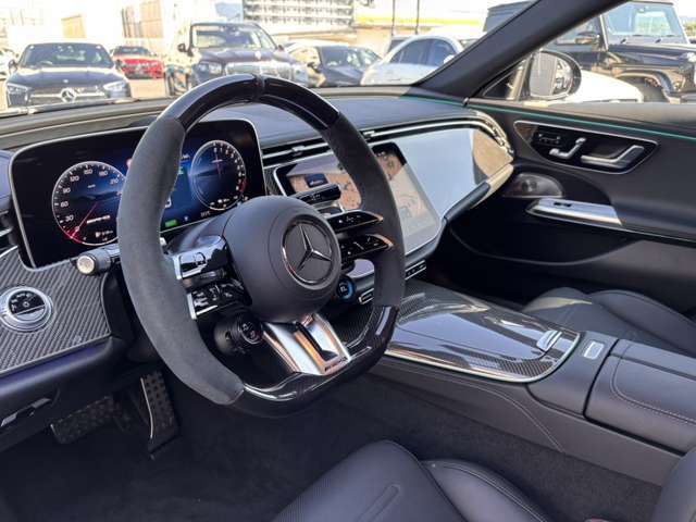 中古車だけではなく、新車も多岐にわたり、正規輸入車販売を行っております。全国選りすぐりの仕入ネットワークの中からあなたにピッタリのお車を探します！【お問い合わせ電話番号0078-6003-525857】