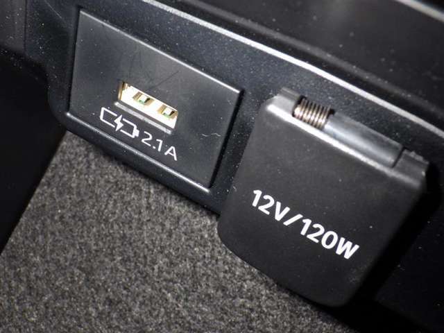 USB電源つき♪　嬉しい装備ですね！