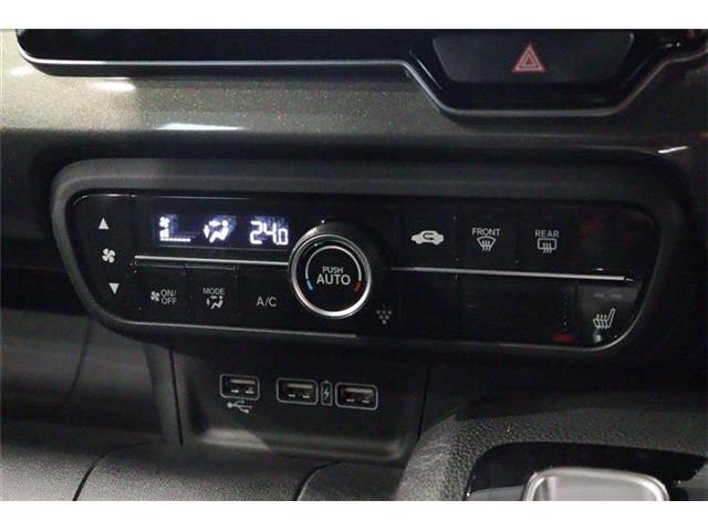 エアコンももちろん装備！わかりやすく使いやすいオートエアコンです！