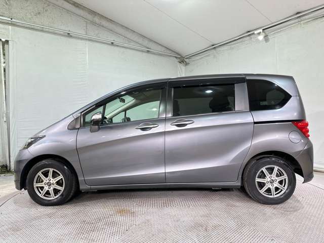 全く同じお車に再び出会うことはできません。少しでも気になるお車がございましたら、すぐにお電話かメールにてお問合せ下さい。