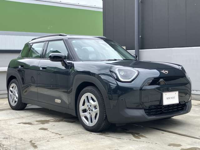 MINI認定中古車は第三者品質評価制度も採用しております。AIS方式による車両品質評価制度も導入し公平な車両コンデション評価を行うことにより車両品質の透明性を高めると同時に更なる信頼と安心をお届けします