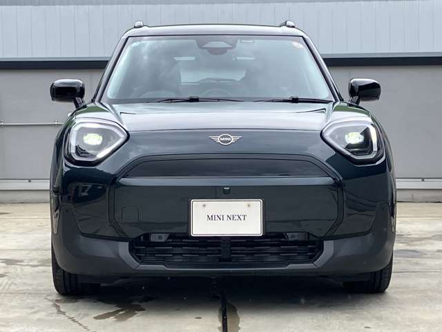 弊社では、遠方のお客様にもご来店いただけますよう最寄駅までお迎え、お送りいたします！公共機関でのご来店お考えのお客様はお気軽に弊社BMW認定中古車スタッフまでお申し付けくださいませ。