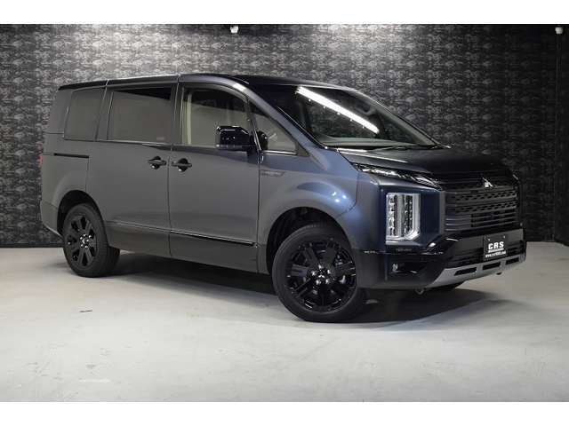 ■令和7年式 デリカD5電動サイドステップ装着車7人乗り入庫しました☆即納台数多数取り揃え！☆ご来店お待ちしております。シーアールエス大阪店06-6852-9000