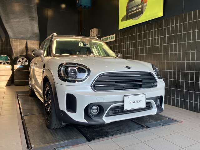 MINI正規ディーラー取り扱い　MINI認定中古車　MINI　NEXT甲府お車の詳細や展示状況は055-236-3252もしくはフリーダイヤル0078-6002-322544までお気軽にお問合せ下さい。https://www.kofu.mini.jp/dealer/kofu/