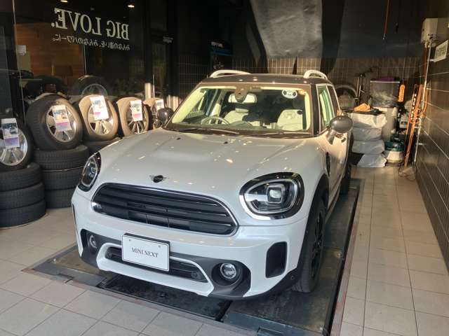 MINI正規ディーラー取り扱い　MINI認定中古車　MINI　NEXT甲府お車の詳細や展示状況は055-236-3252もしくはフリーダイヤル0078-6002-322544までお気軽にお問合せ下さい。https://www.kofu.mini.jp/dealer/kofu/