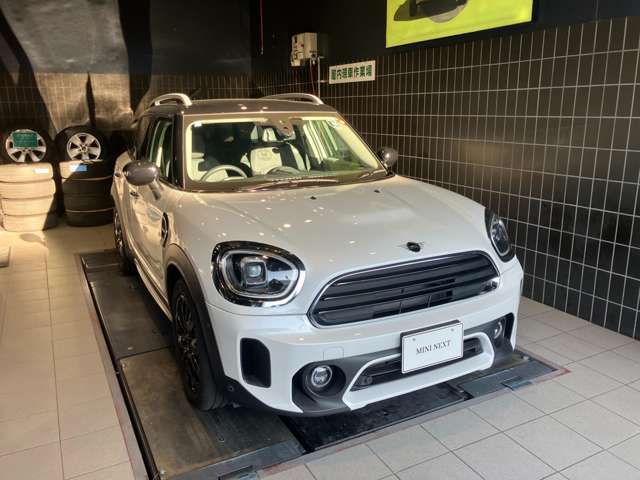 MINI正規ディーラー取り扱い　MINI認定中古車　MINI　NEXT甲府お車の詳細や展示状況は055-236-3252もしくはフリーダイヤル0078-6002-322544までお気軽にお問合せ下さい。https://www.kofu.mini.jp/dealer/kofu/