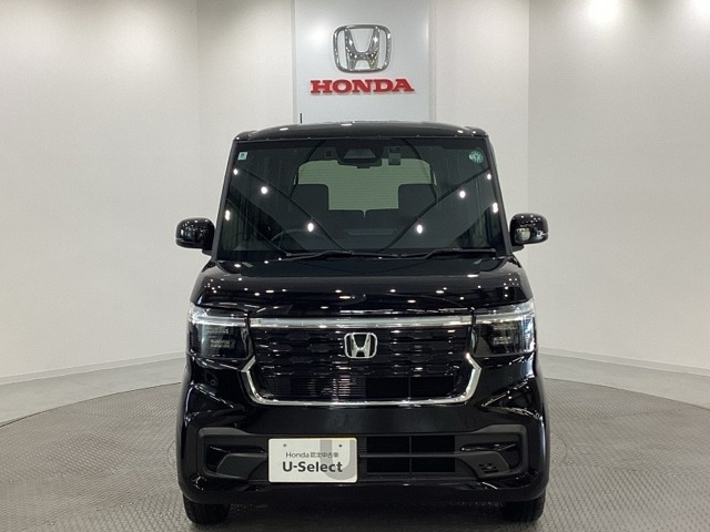 【Honda認定中古車 U-Select】　エンジン、オーディオやカーナビ(社外品は除く）に至るまで保証をお付け致します。全国のホンダディーラーで保証と整備が受けられます。