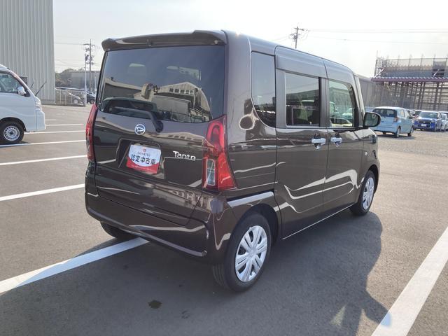 ご納車前には、法定12ヶ月点検相当の点検を実施いたします。プロの整備スタッフが点検をするので、安心して中古車にお乗りいただけます。