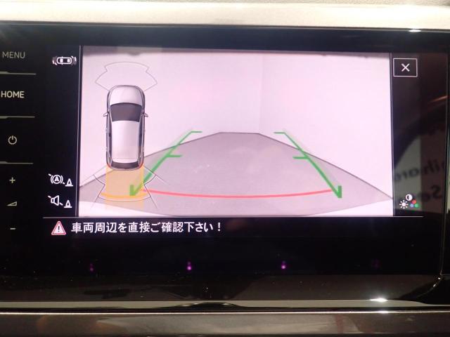 リヤカメラ付きです！バックで駐車する時も簡単に後方確認が出来ます☆欠かせない装備ですね
