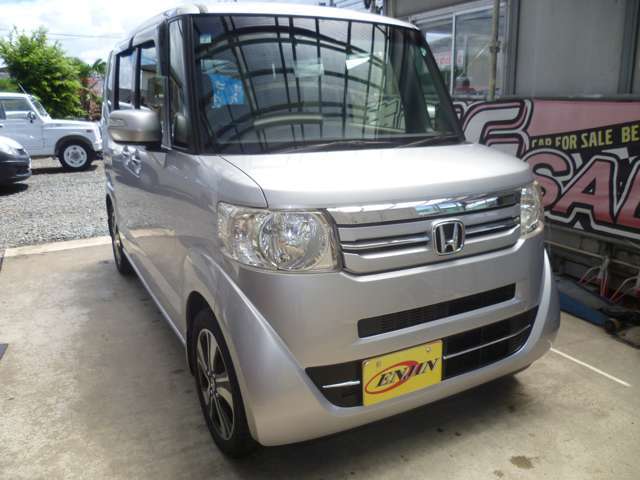 前後ドラレコ装備も充実！綺麗なお車です。走行距離は伸びていますが、オイル管理・整備状態も良くお勧めです。