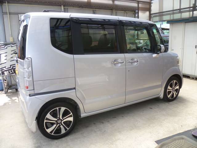 前後ドラレコ装備も充実！綺麗なお車です。走行距離は伸びていますが、オイル管理・整備状態も良くお勧めです。