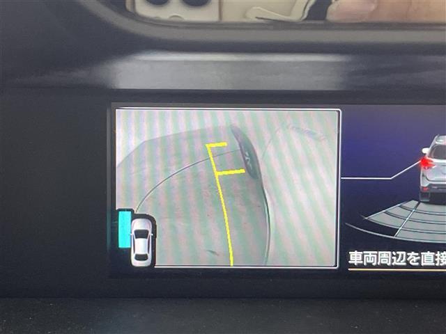 【サイドモニター】側方のカメラの映像がモニターに映し出すことができます！サイドの見えない死角や、障害物との距離感をしっかり確認することができます！駐車が苦手な方におすすめです。