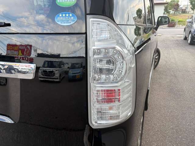 整備点検はディーラーで実施いたしましすので、安心してお乗りいただけます。自動車保険も取り扱っておりますので、皆様の安全安心をしっかりサポート。