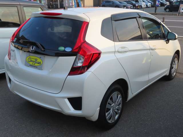 中古車でも気持ち良くお乗り頂けるように、仕上げ専門スタッフが内装をクリーニングして納車いたします！