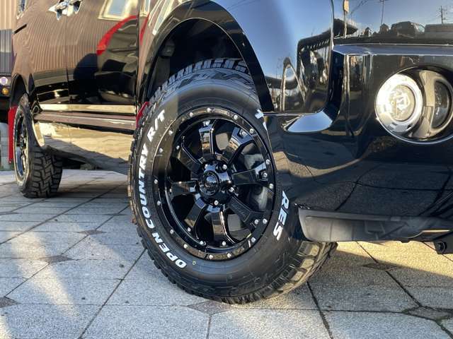 ★安心その2★納車前の入念な法定点検・整備！認証工場にて法定点検を実施し、エンジンオイル・オイルフィルター・ワイパーゴム等を交換します！バッテリー・ブーツ・ベルト・ブレーキなど当社規定にて交換します！