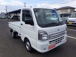 中古車選びはお店選びです。車自体の品質に問題がないことと、支払総額表示＝ご購入可能価格であることが大切です。弊社展示場では支払総額表示での価格＝ご購入可能価格です。