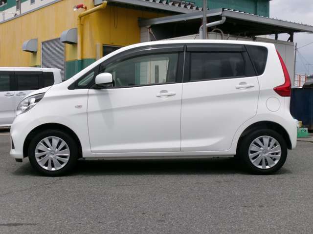 中古車でもとっても綺麗♪納車前に、しっかりクリーニングを行います！「綺麗」に「感謝」を込めて！
