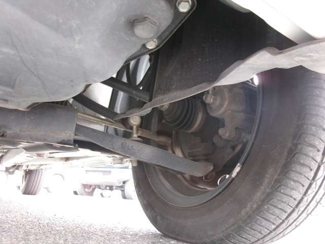 中古車でもとっても綺麗♪納車前に、しっかりクリーニングを行います！「綺麗」に「感謝」を込めて！