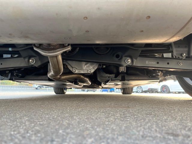 下回りがきれいなうちに、防錆加工の施工がオススメ。降雪地域はもちろん、沿岸部にお住いの方や、趣味でマリン・ウィンタースポーツをされる方にご好評いただいております。