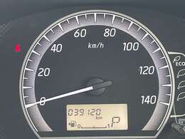 4WD　衝突被害軽減システム　カーオーディオ　CD　AUX　FM/AM　全周囲カメラ　パワースライドドア　14インチAW　ドライブレコーダー　アイドリングストップ　純正フロアマット　スマートキー