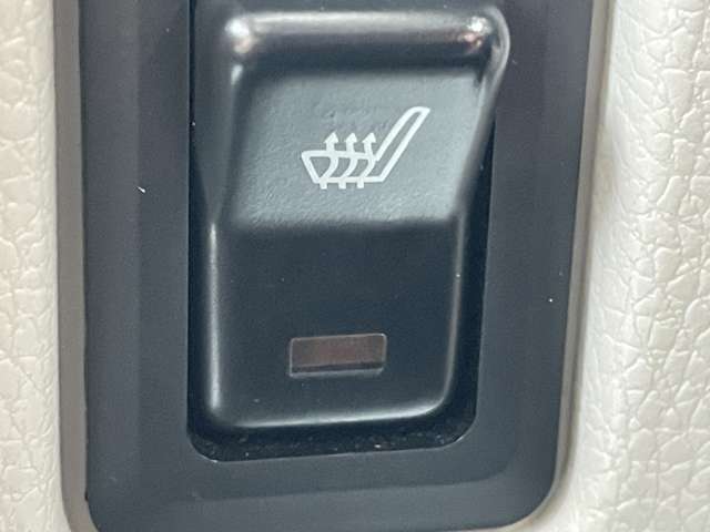 シートヒーターあり！！◆気になる車は専用ダイヤルからお問い合わせください！メールでのお問い合わせも可能です！◆試乗可能です！