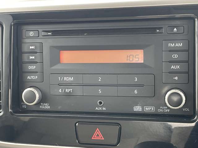 カーオーディオ　CD　AUX　FM/AM再生機能あり！！◆気になる車は専用ダイヤルからお問い合わせください！メールでのお問い合わせも可能です！◆試乗可能です！
