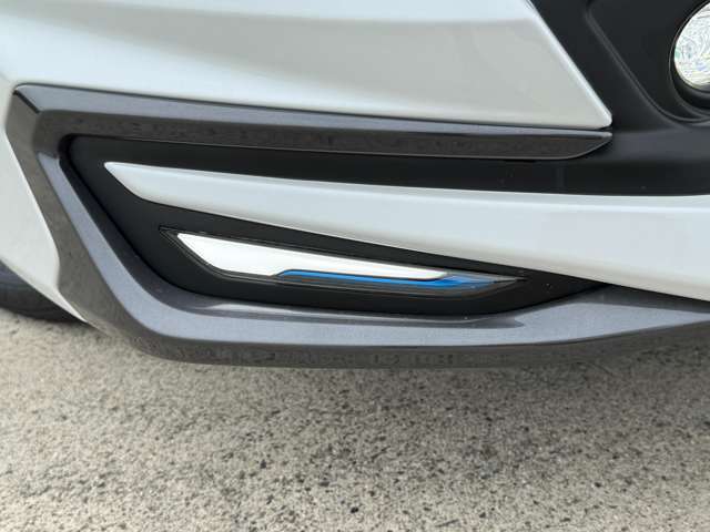 【LEDフォグランプ】、LEDデイライトを搭載　霧や足元の状態が悪くなる時にお使い下さい！快適にカーライフをお過ごしいただけること間違いなしです！！Duxy清須店052-400-0855愛知県西市場5-5-3！