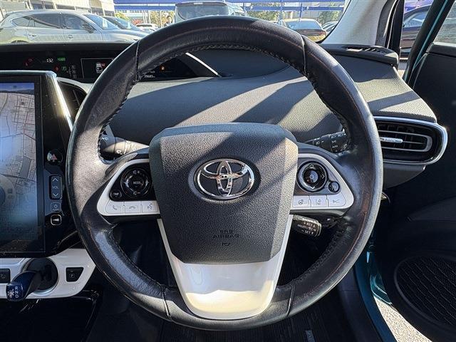 フルセグナビ・Bカメラ・BTオーディオ・ACC・LKA・AHB・LEDライト・シートヒーター・スマキー・ドアバイザー・プライバシーガラス・ETC・USB・本革ステア・ミラーウィンカー・