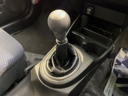 【フロア5速MT】走りの5速MT！！スポーティーな走行をお楽しみいただけます♪