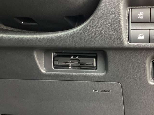 ETCも装備！高速道路の料金所もスイスイ通過◆◇ロングドライブの必需品です♪　高速道路では深夜などの割引もありお得です。