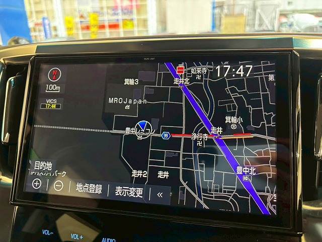 【純正HDDナビ】です。ミュージックサーバーやDVD再生等充実装備。