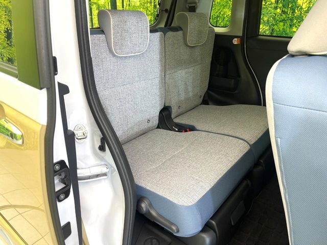 高品質なオリジナルフロアマットもオプションにてご用意しております。お好きなデザインやカラーをお車に合わせて選んでいただくことができます♪