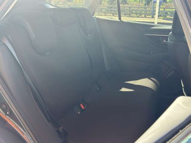 前席同様に新車時からシートカバー装備★